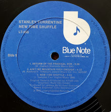 Laden Sie das Bild in den Galerie-Viewer, Stanley Turrentine : New Time Shuffle (LP, Album)
