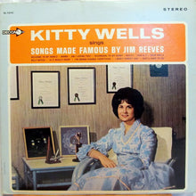 Laden Sie das Bild in den Galerie-Viewer, Kitty Wells : Songs Made Famous By Jim Reeves (LP, Album)
