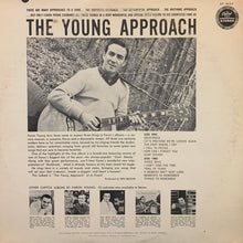 Laden Sie das Bild in den Galerie-Viewer, Faron Young : The Young Approach (LP, Album)
