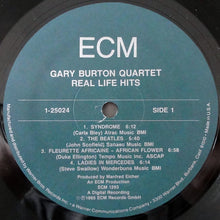 Laden Sie das Bild in den Galerie-Viewer, Gary Burton Quartet : Real Life Hits (LP, Album)
