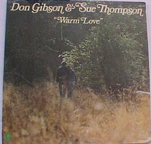 Laden Sie das Bild in den Galerie-Viewer, Don Gibson &amp; Sue Thompson : Warm Love (LP, RE)
