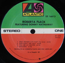 Laden Sie das Bild in den Galerie-Viewer, Roberta Flack Featuring Donny Hathaway : Roberta Flack Featuring Donny Hathaway (LP, Album, MO )
