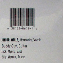 Laden Sie das Bild in den Galerie-Viewer, Junior Wells&#39; Chicago Blues Band With Buddy Guy : Hoodoo Man Blues (LP, Album, RE)
