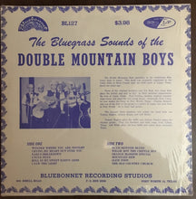 Charger l&#39;image dans la galerie, Double Mountain Boys : The Bluegrass Sounds of the Double Mountain Boys (LP, Album)
