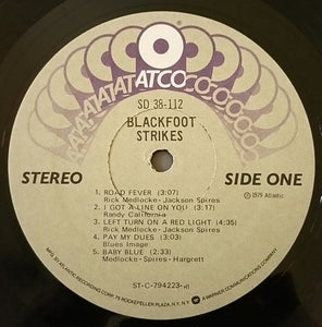 Blackfoot (3) : Strikes (LP, Album, RI )