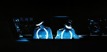 Laden Sie das Bild in den Galerie-Viewer, Daft Punk : TRON: Legacy (Vinyl Edition Motion Picture Soundtrack) (2xLP, Album, RE, RP)
