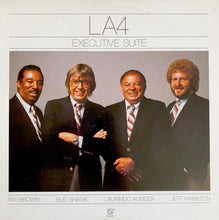 Laden Sie das Bild in den Galerie-Viewer, LA4 : Executive Suite (LP, Album)
