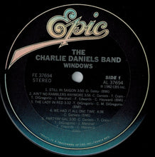 Laden Sie das Bild in den Galerie-Viewer, The Charlie Daniels Band : Windows (LP, Album, Car)
