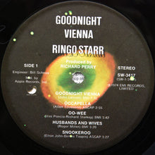 Charger l&#39;image dans la galerie, Ringo Starr : Goodnight Vienna (LP, Album, Los)
