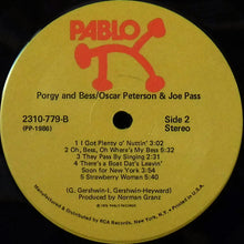 Laden Sie das Bild in den Galerie-Viewer, Oscar Peterson And Joe Pass : Porgy &amp; Bess (LP, Album)
