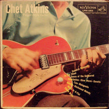Laden Sie das Bild in den Galerie-Viewer, Chet Atkins : Finger Style Guitar (LP, Album, Mono, Ind)
