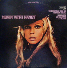 Laden Sie das Bild in den Galerie-Viewer, Nancy Sinatra : Movin&#39; With Nancy (LP, Album)
