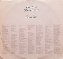 Laden Sie das Bild in den Galerie-Viewer, Barbra Streisand : Emotion (LP, Album, Car)
